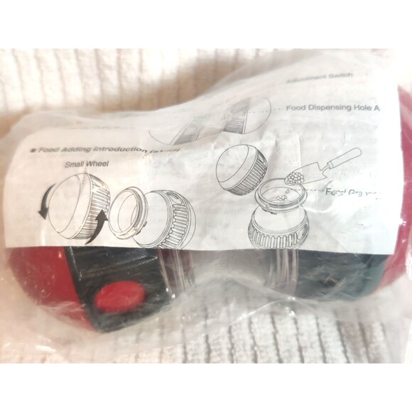 IQ Training Pet feeder for Cats and Dogs, slow feeder, treats - NEW - Picture 8 of 9